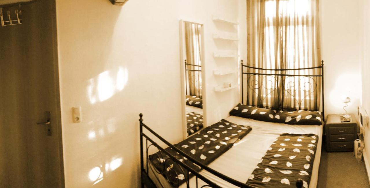 Privatzimmer Erfurt Buitenkant foto